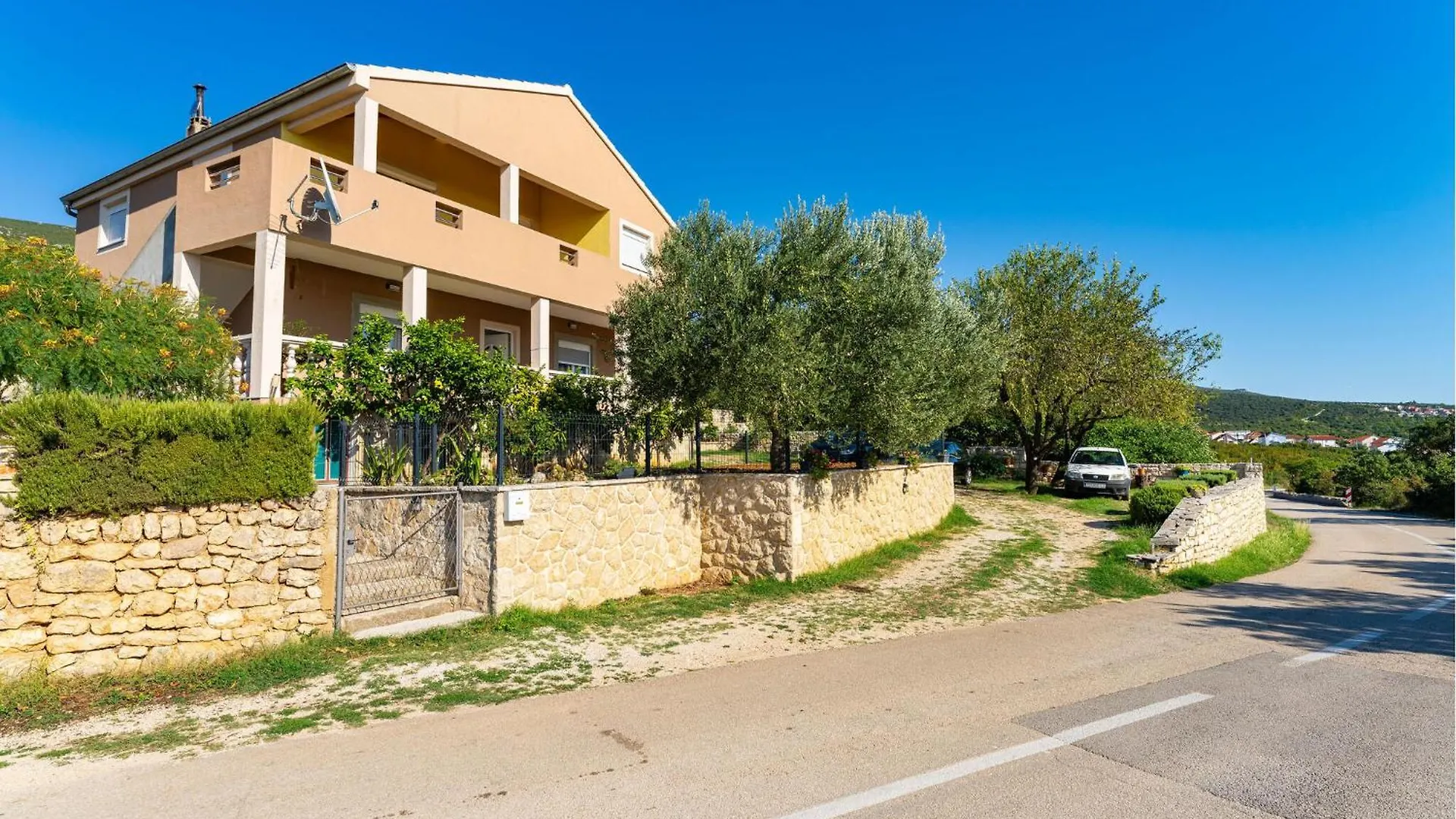 2 Bedroom Nice Home In Krusevo 0*, Krusevo (Zadar) Croatia