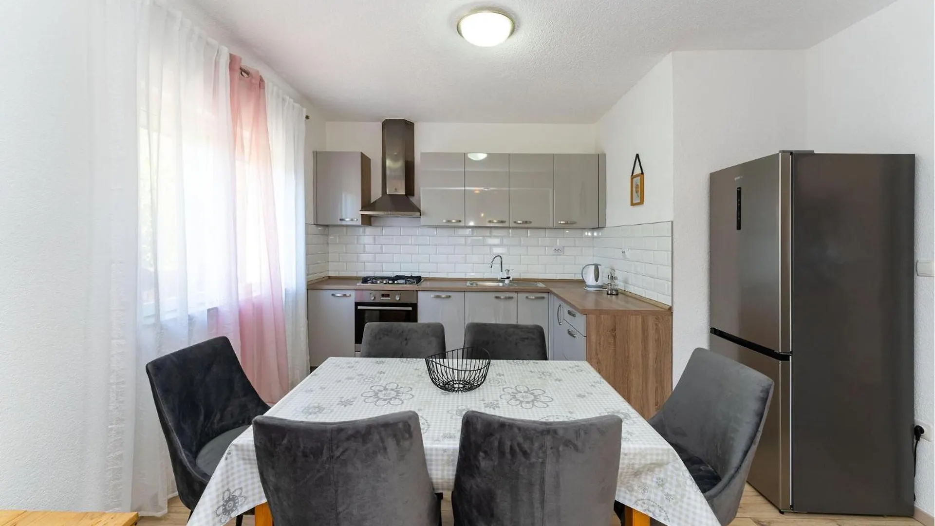2 Bedroom Nice Home In Krusevo